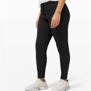 Lululemon engineered warmth jogger